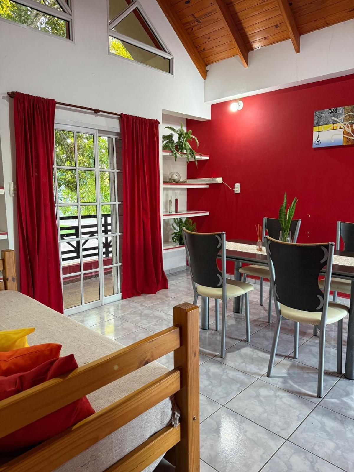 Altorojo Apartment